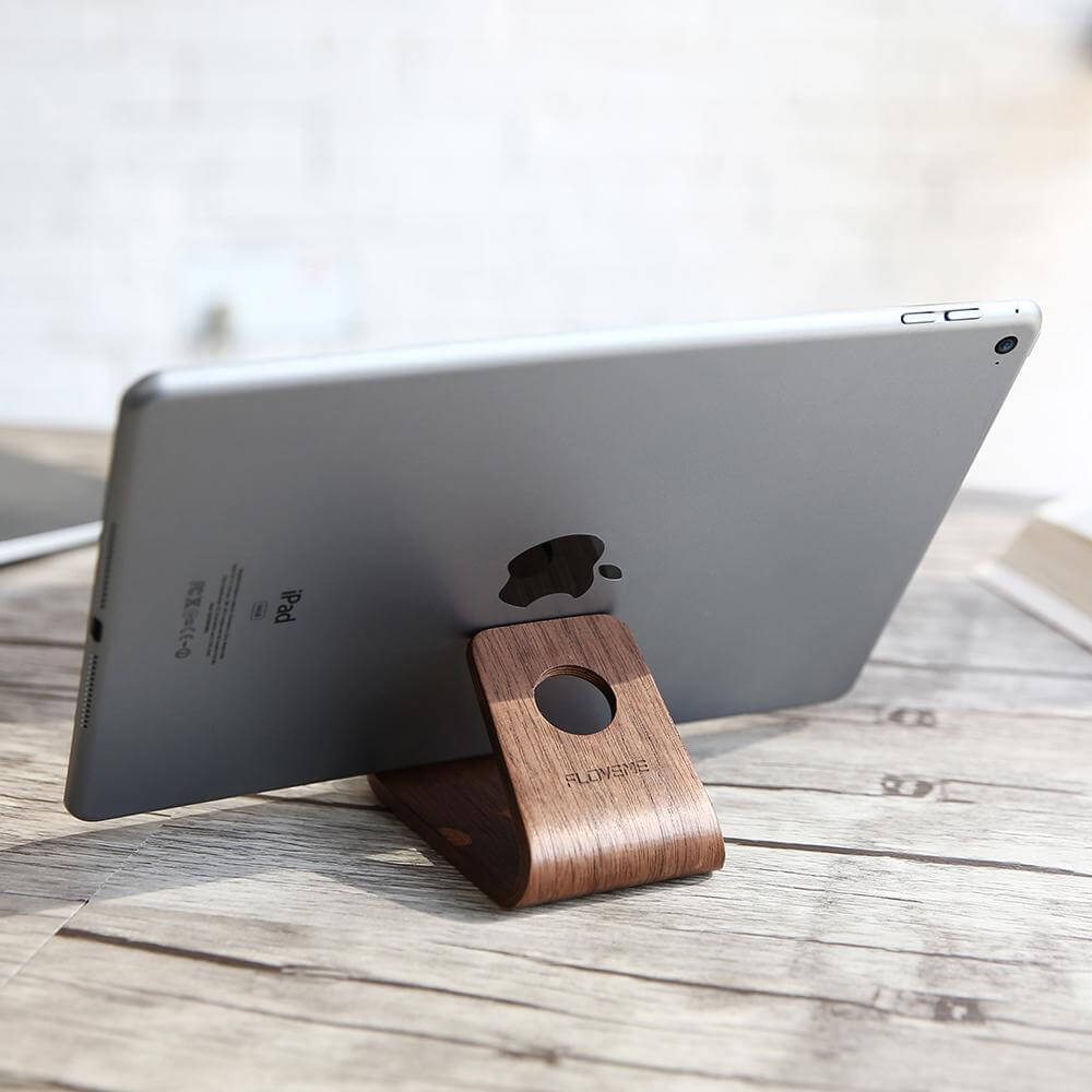 Wooden Phone Holder Stand Station Dock For Iphone Models - MaviGadget