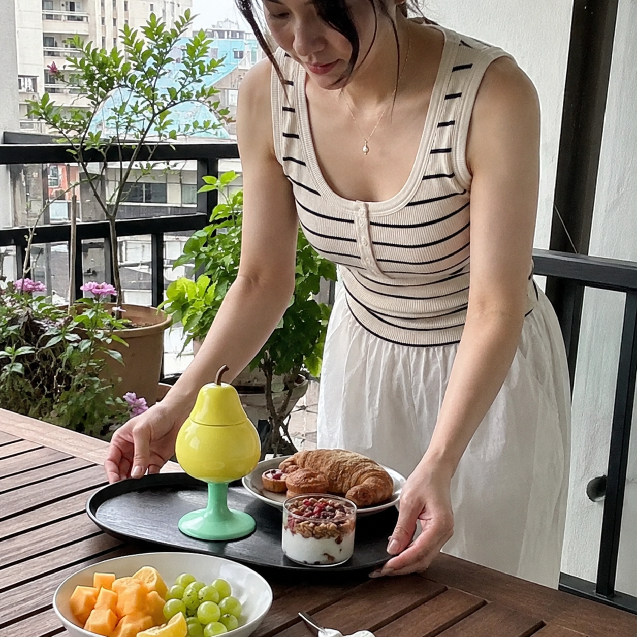 Tropical Fruits Stemmed Drinking Cup