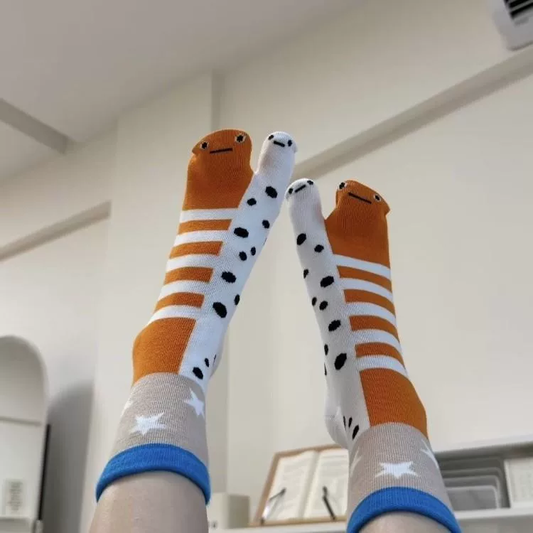 Playful Eel Stripe Cozy Crew Socks