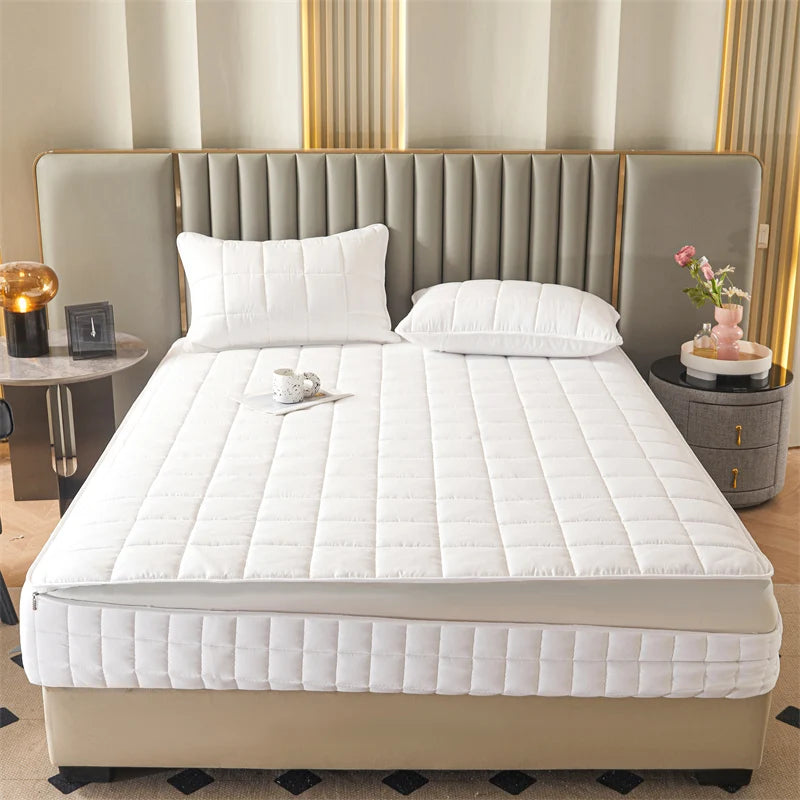 Premium Breathable Noiseless Waterproof Zip Mattress Protector