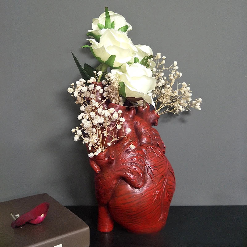 Lovesick Anatomical Heart Ceramic Flower Vase