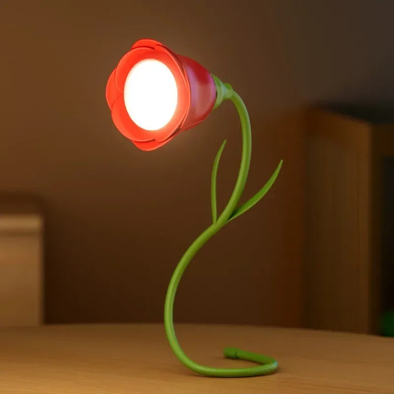 Last Rose Blooming Rose Accent Desk Lamp