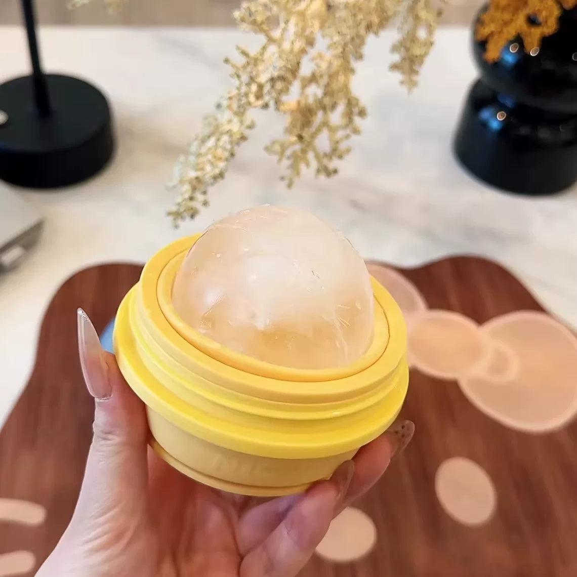 RoundRoll Foldable Silicone Ice Ball Drink Cup
