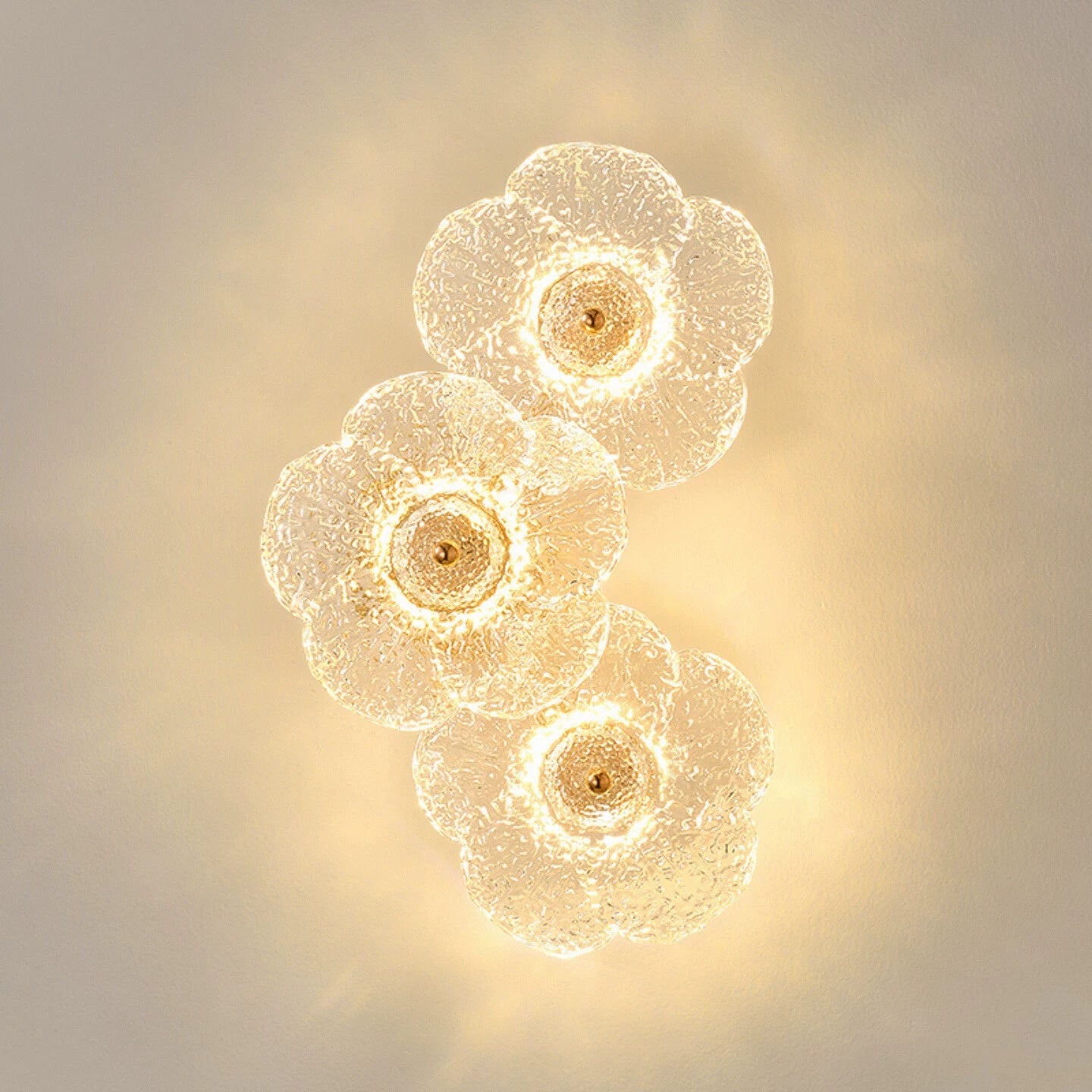 Fiorella Textured Glass Flower Wall Sconce Lamp