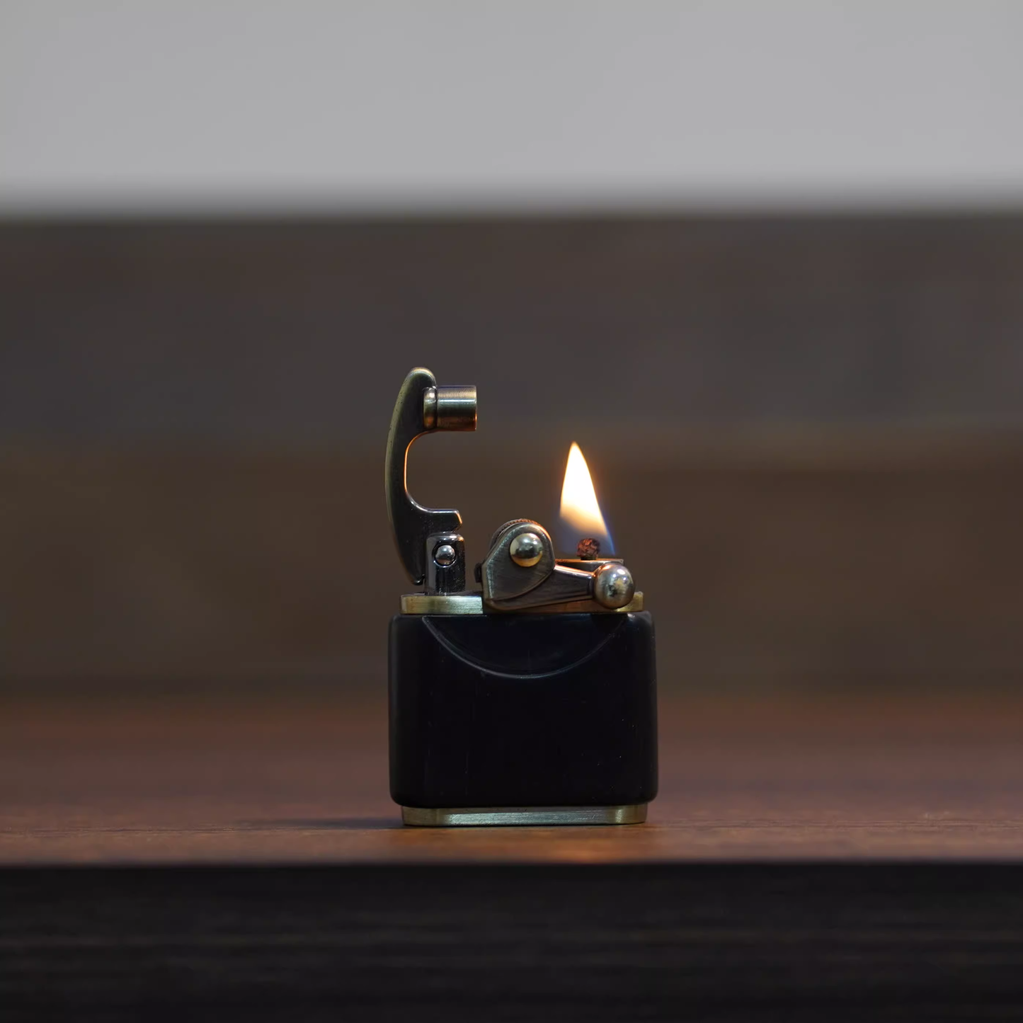 Rosewood Retro Kerosene Lighter