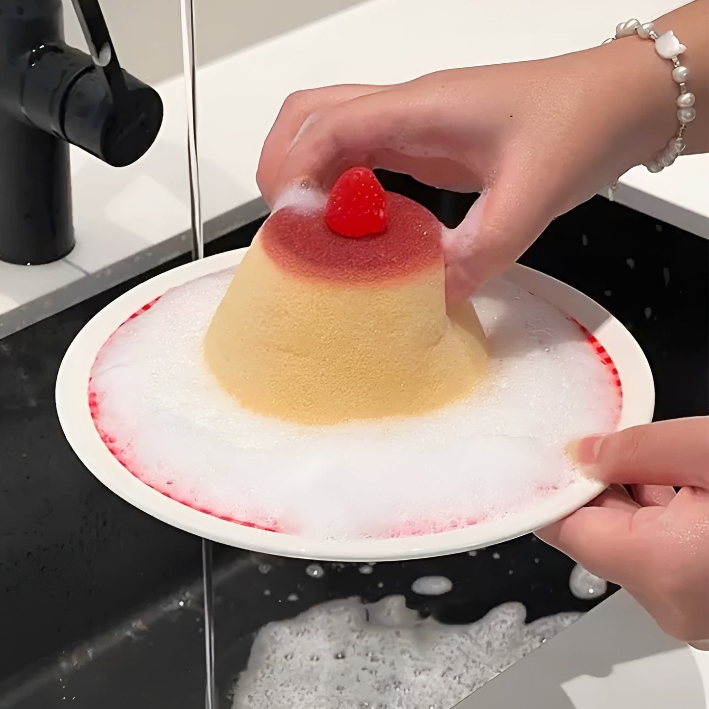 Strawberry Caramel Pudding Cleaning Sponge