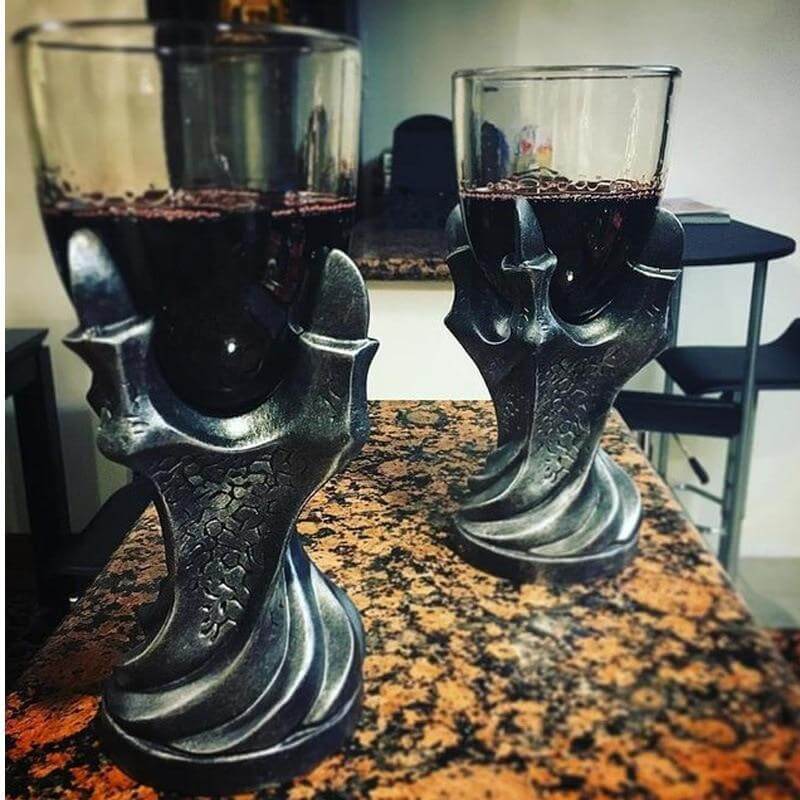 Medieval Dragon Claw Vodka and Wine Mug - MaviGadget