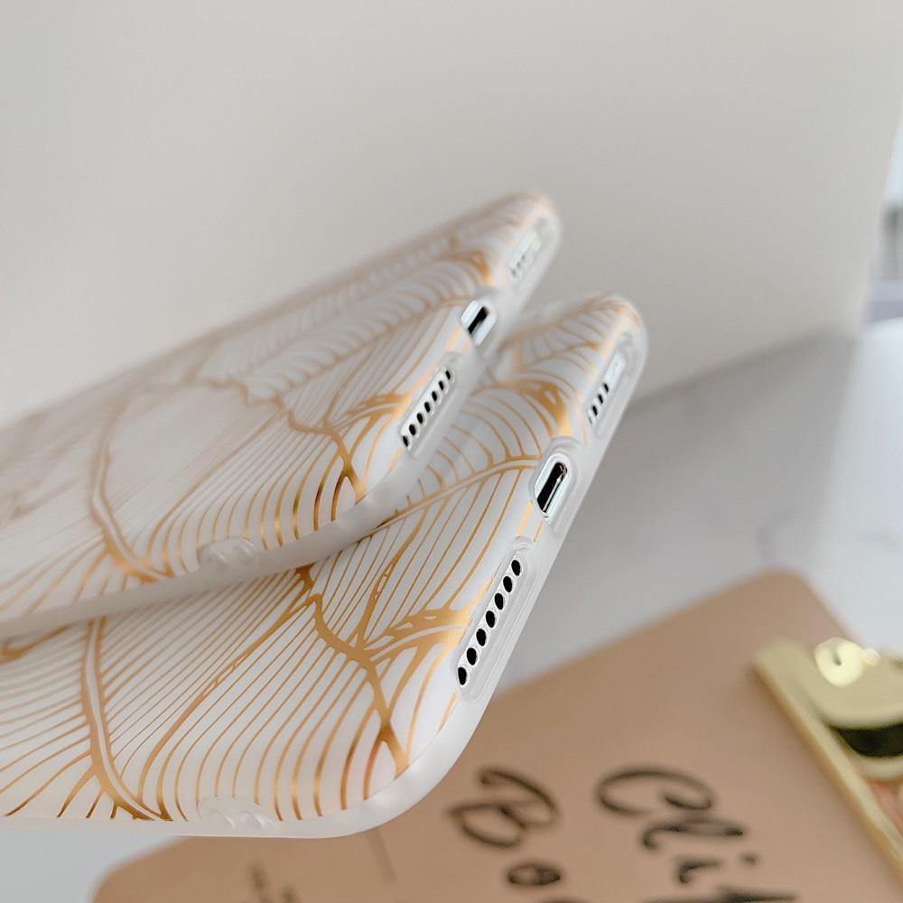 iPhone 11 Banana Leaf Case - MaviGadget