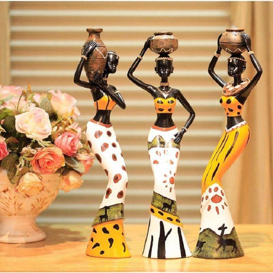 3 Women Art Love Figurine - MaviGadget