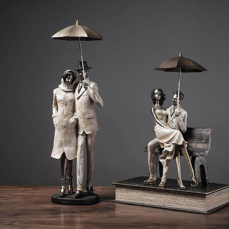 Waiting for Love Figurine - MaviGadget