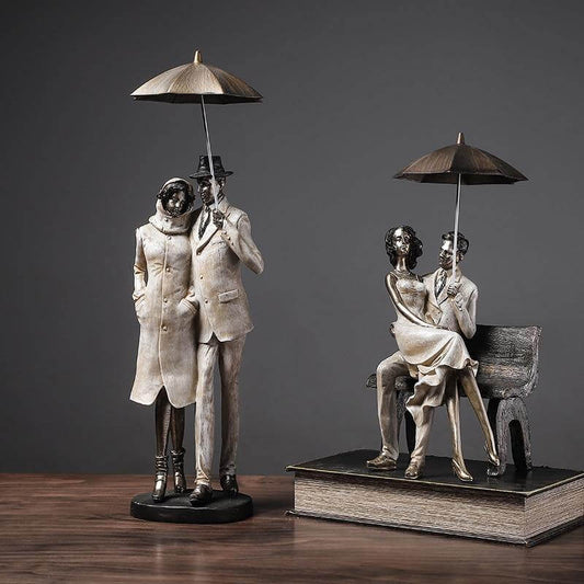 Waiting for Love Figurine - MaviGadget