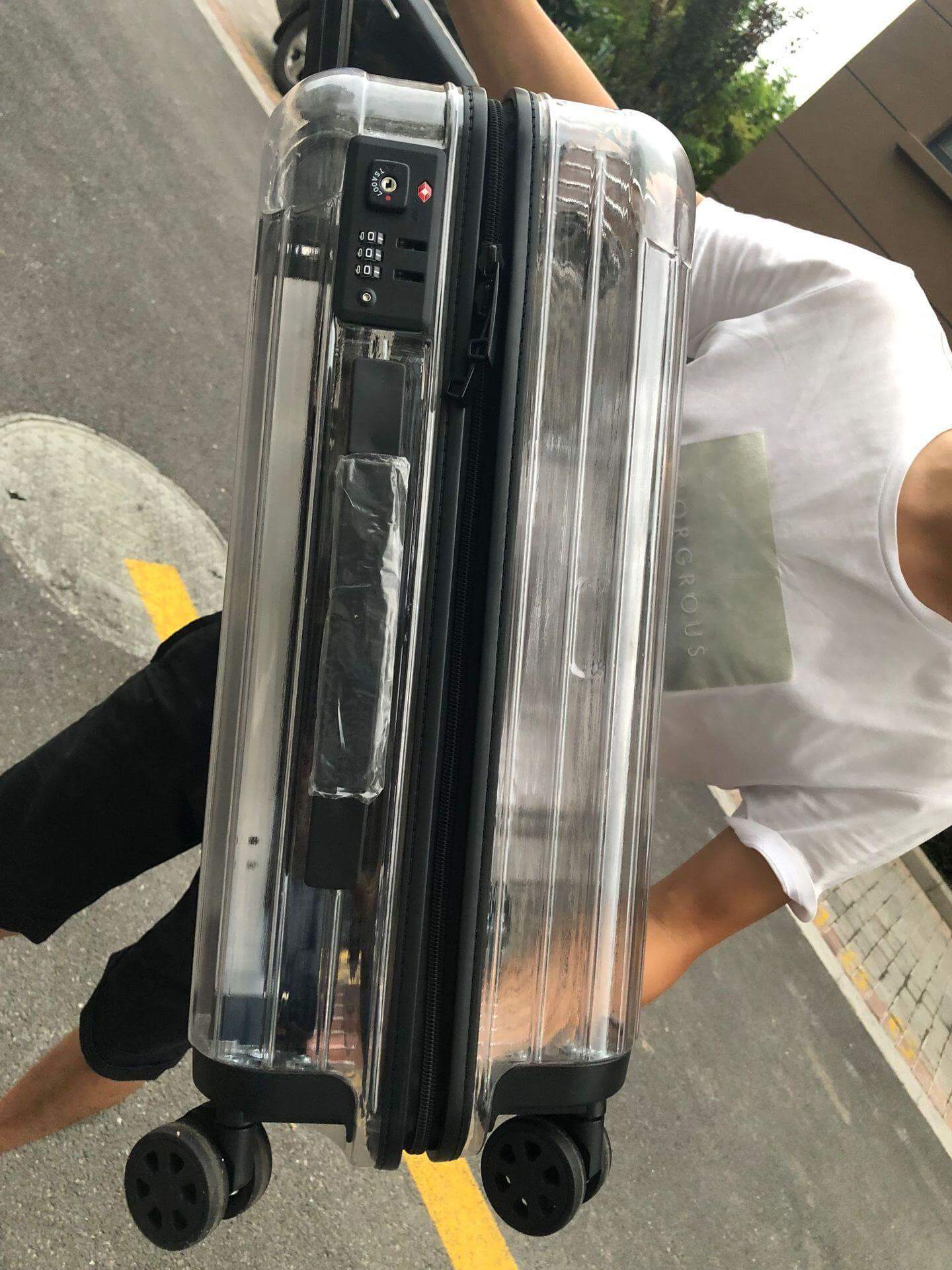 Transparent Traveler Luggage - MaviGadget
