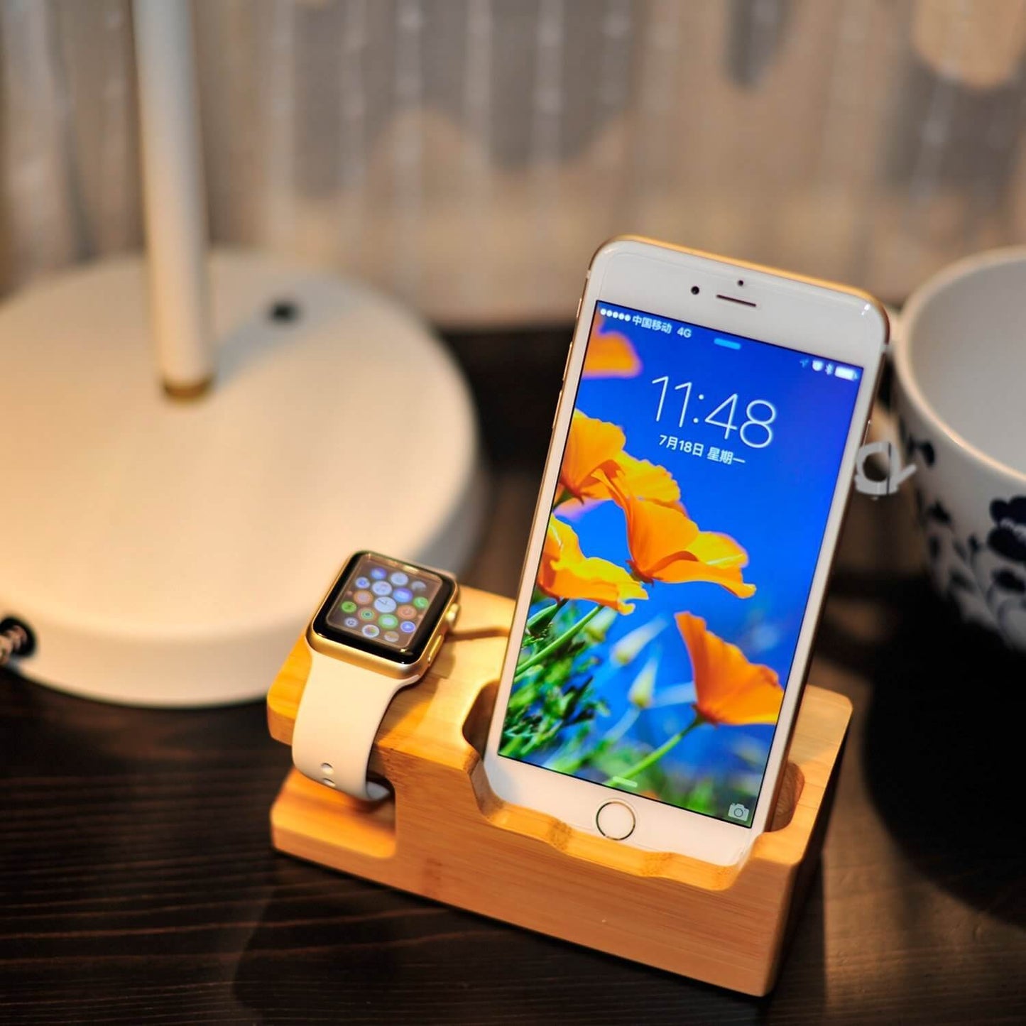 Bamboo Wood Charger Station for Apple Products - MaviGadget