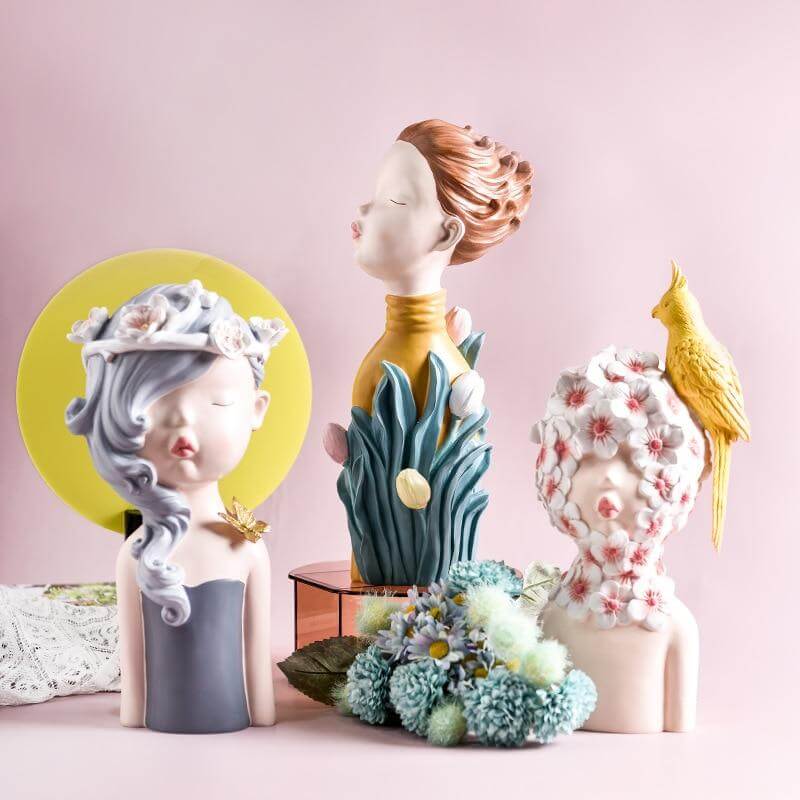Nordic Artistic Woman Figurines Home Decor - MaviGadget