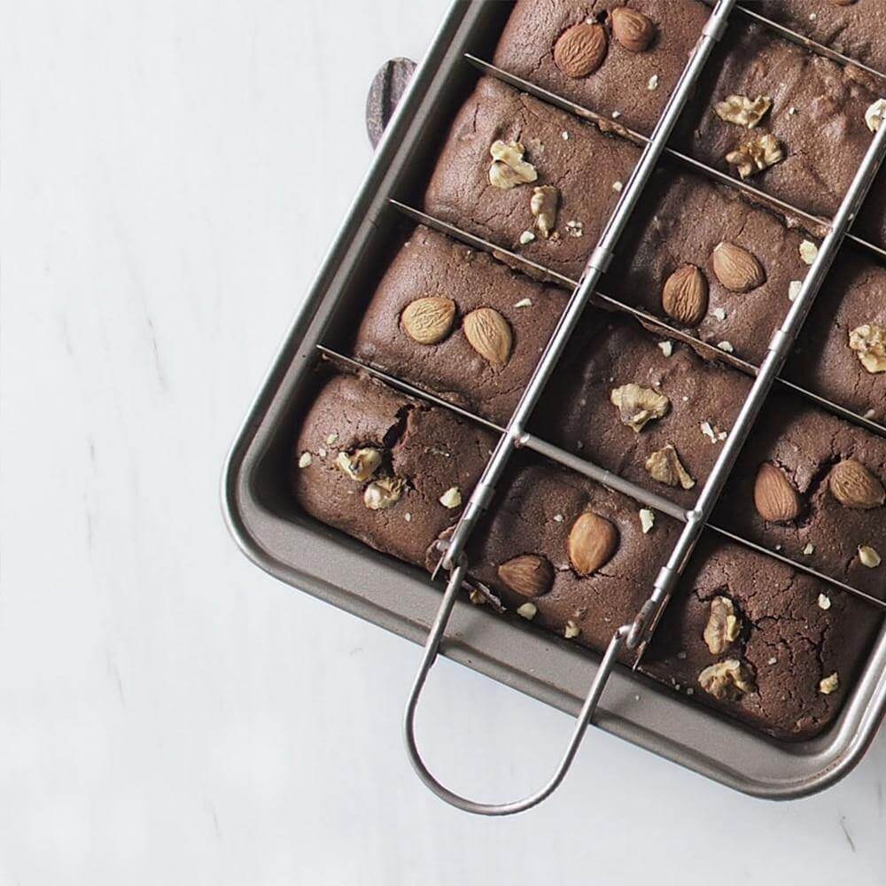 18 Cavity Non-Stick Professional Cake Mold - MaviGadget