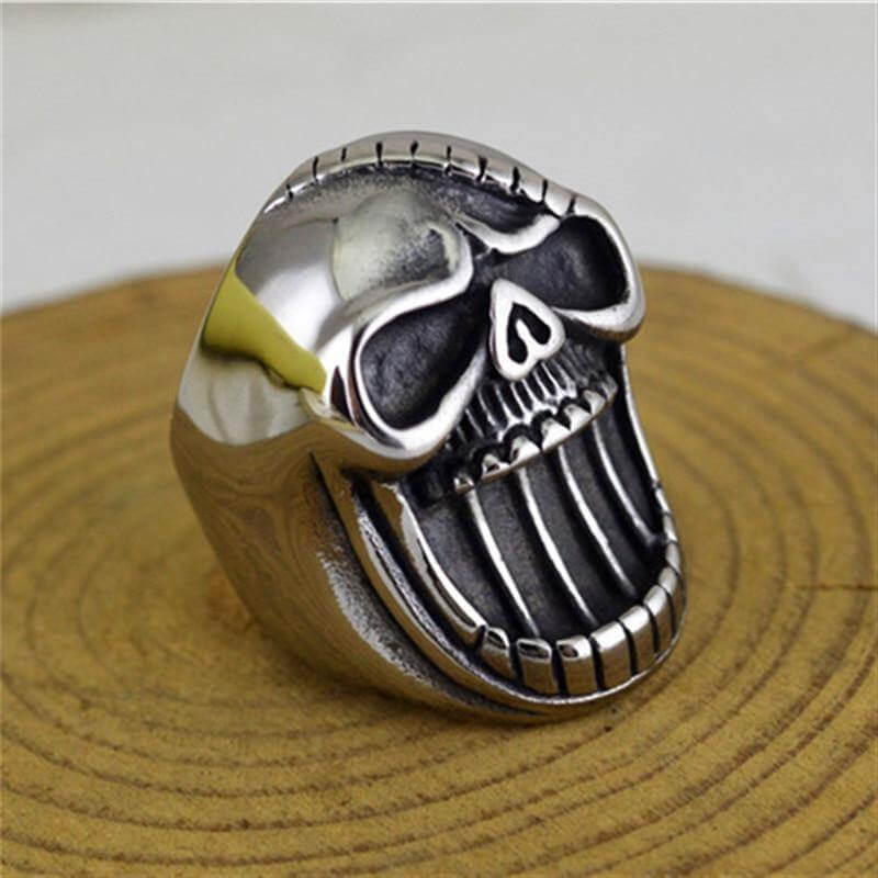 Cool Skull Unisex Ring Bottle Opener - MaviGadget