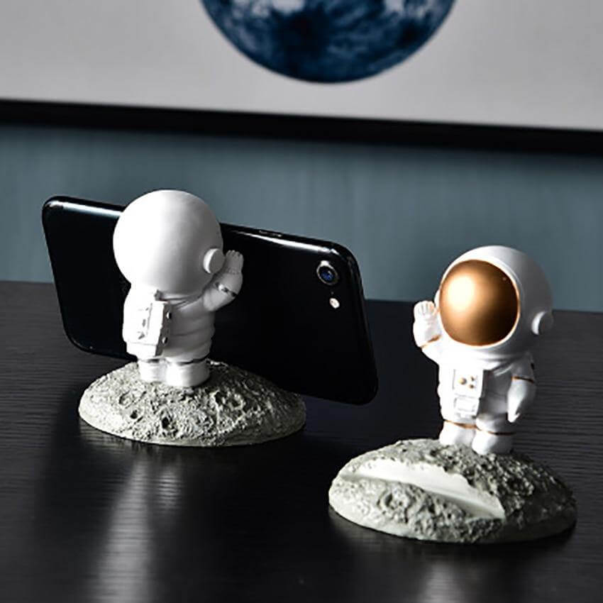 Simple Astronaut Mobile Phone Stand Holder - MaviGadget