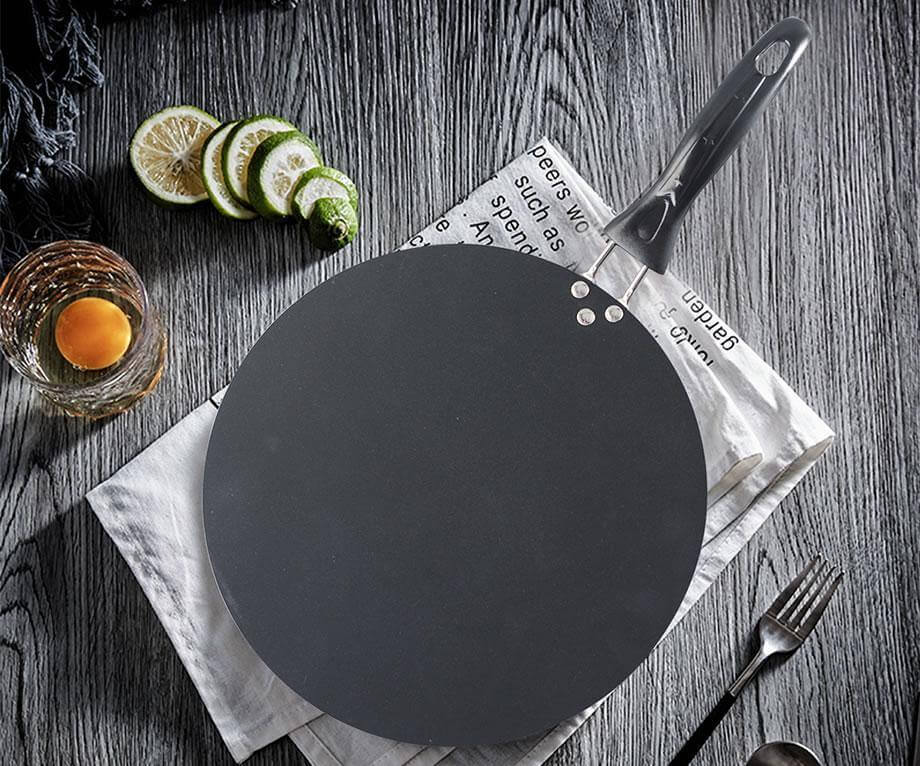 Black Iron Round Non-stick Pancake Pan - MaviGadget