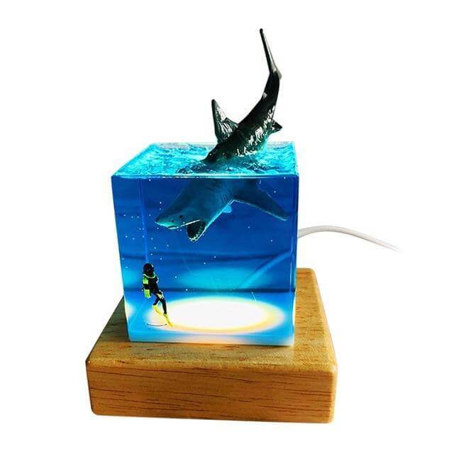 LED Night Light Shark Diver Decoration Lamp - MaviGadget
