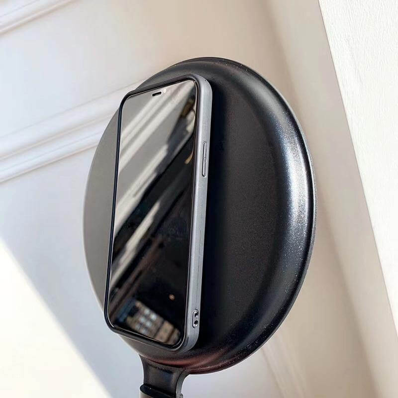 3D Smooth Pan Shape Case for iPhone - MaviGadget