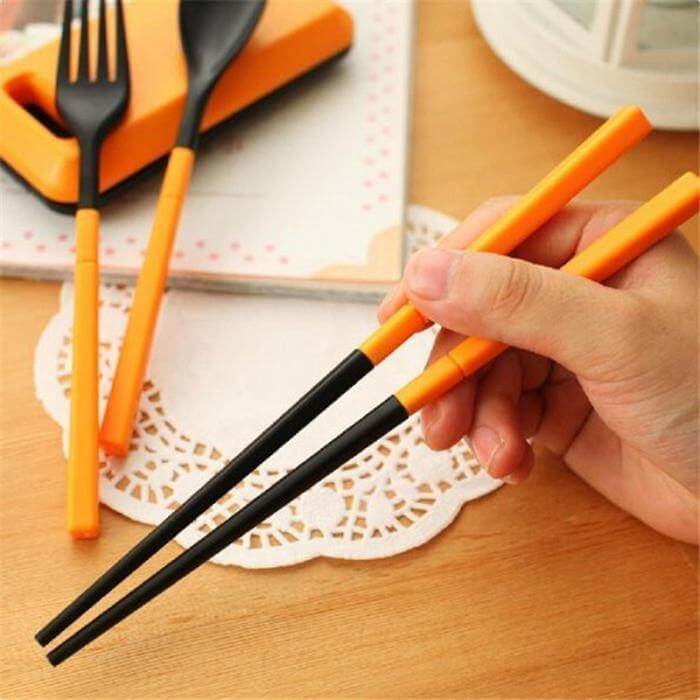 Portable Folding Travel Dinnerware Set - MaviGadget
