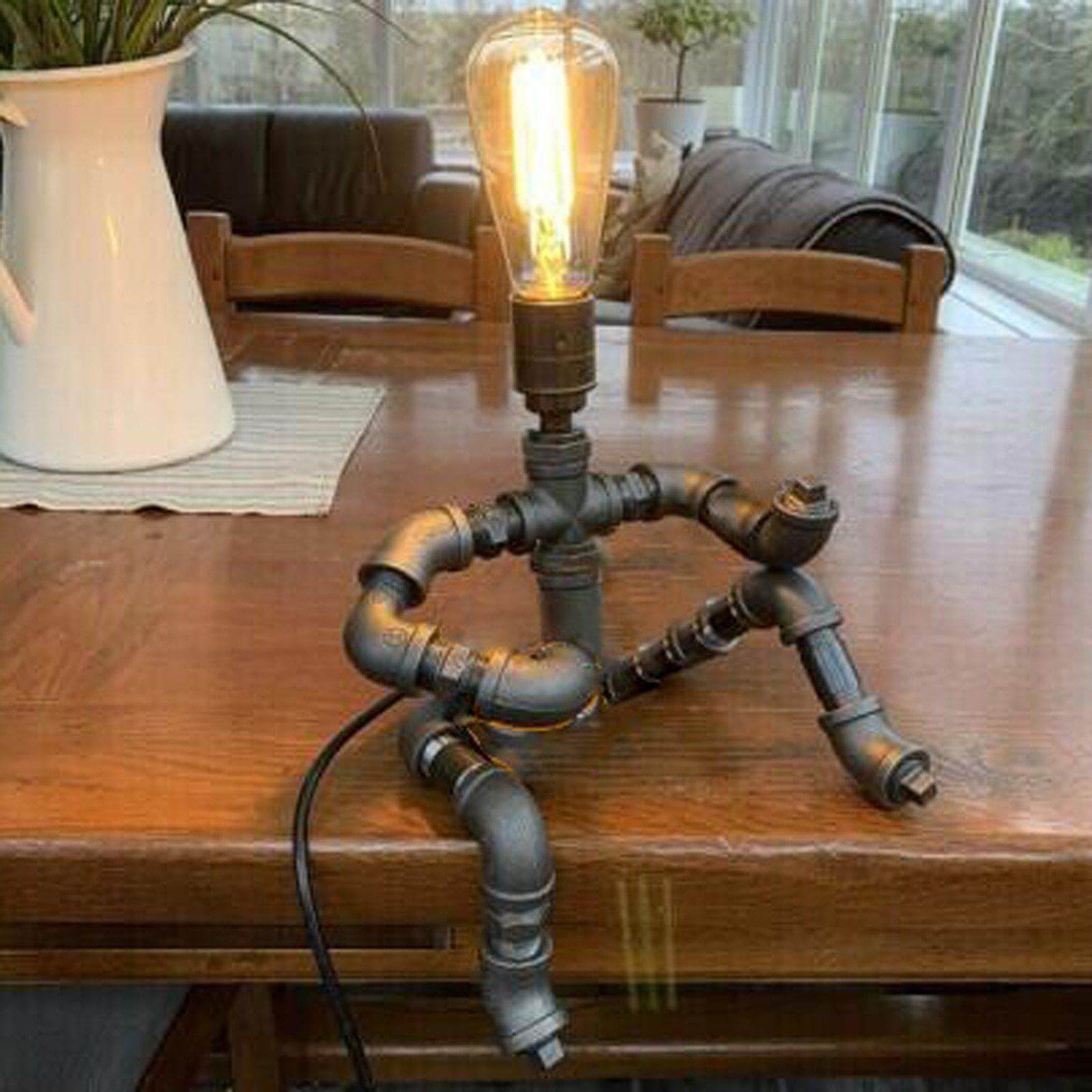 Chill Guitar Player Retro Table Lamp - MaviGadget