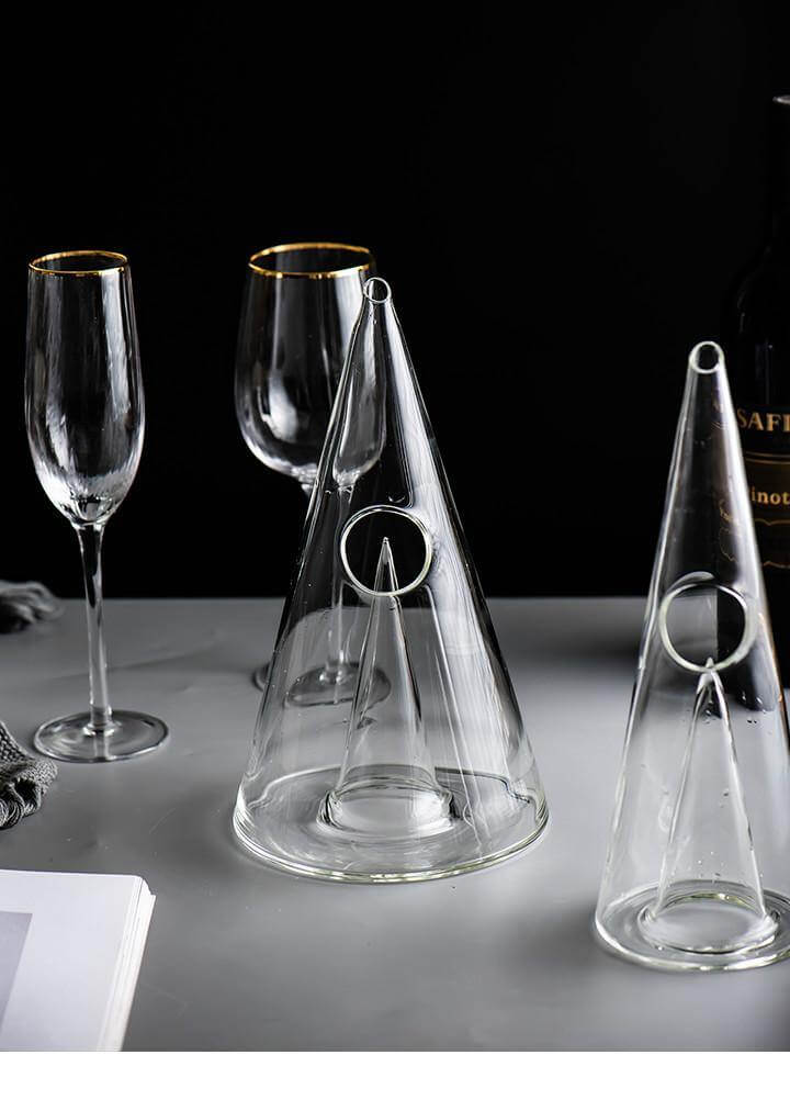 Creative Pyramid Glass Wine Decanter - MaviGadget