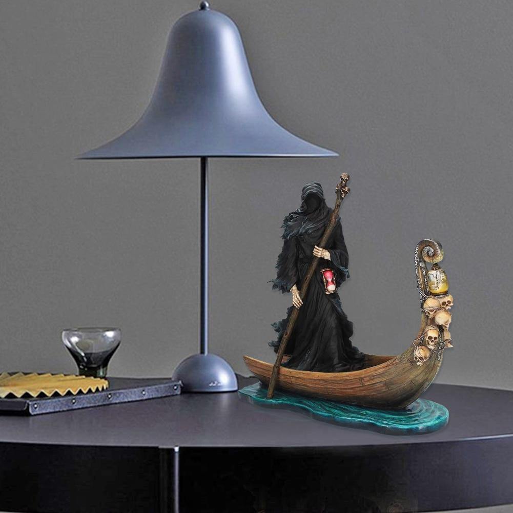 Scary Man Boat Resin Figurine Home Decor - MaviGadget