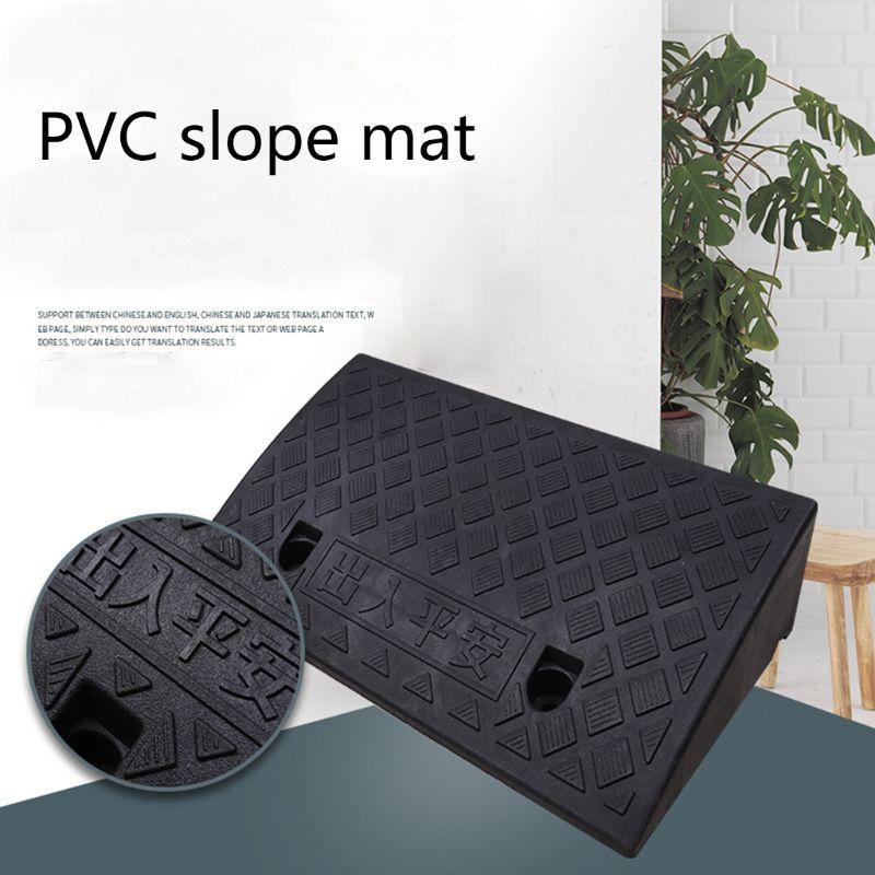 Durable Triangle Speed Reducer Car Ramp - MaviGadget