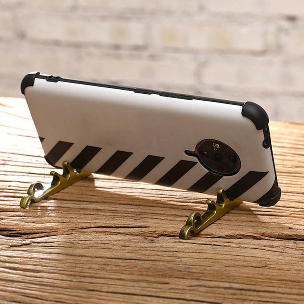 Multifunctional Magnetic Retro Key Phone Holder - MaviGadget