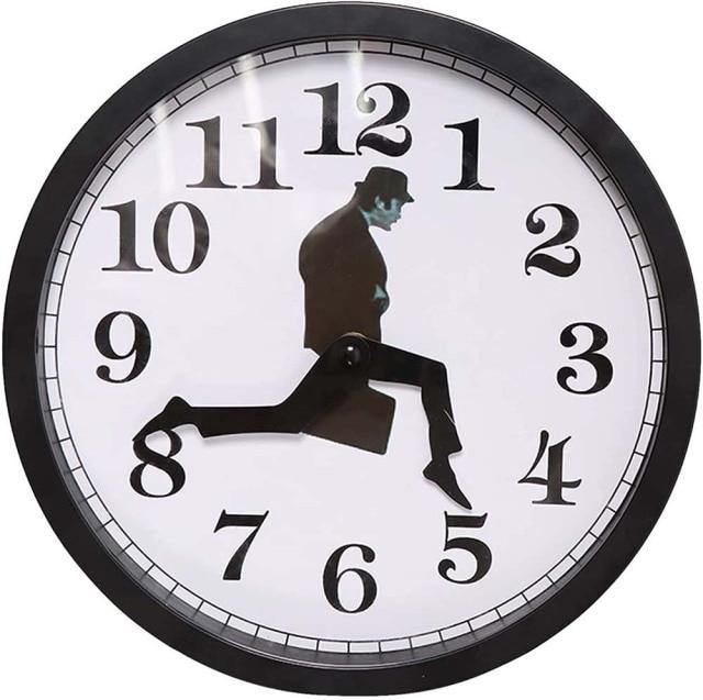 Creative Funny Modern Wall Clock - MaviGadget