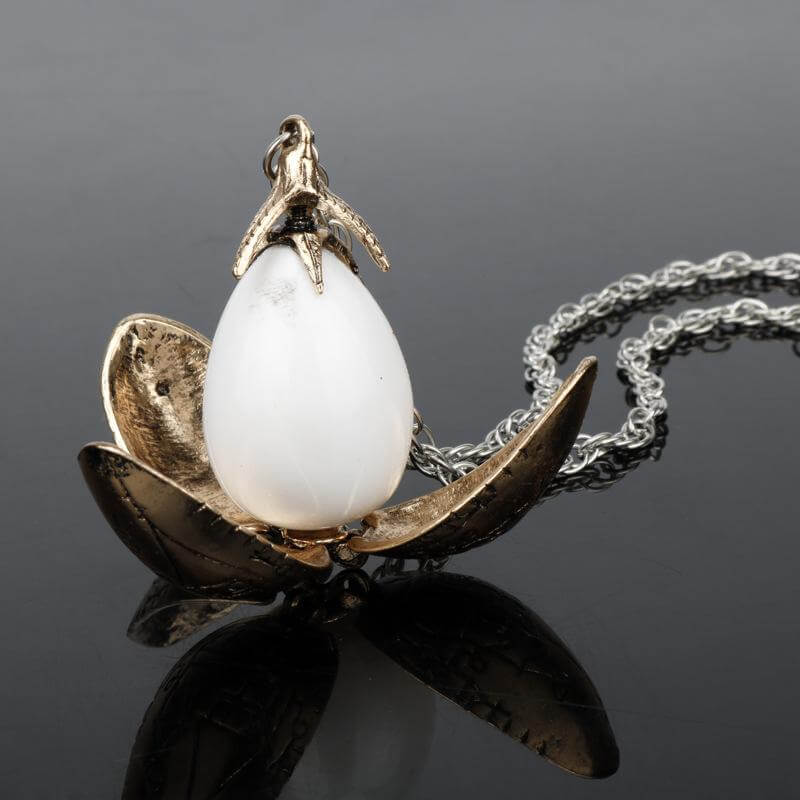 Fire Dragon Egg Necklace - MaviGadget