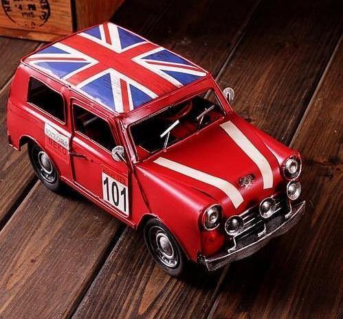 Vintage British Metal Iron Antique Shabby Car - MaviGadget