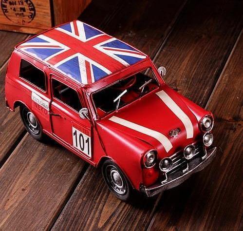 Vintage British Metal Iron Antique Shabby Car - MaviGadget