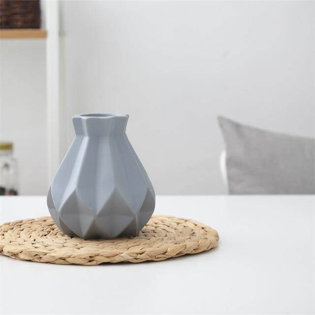 Modern Europe Brief Matt Diamond Porcelain Ceramic Vase - MaviGadget