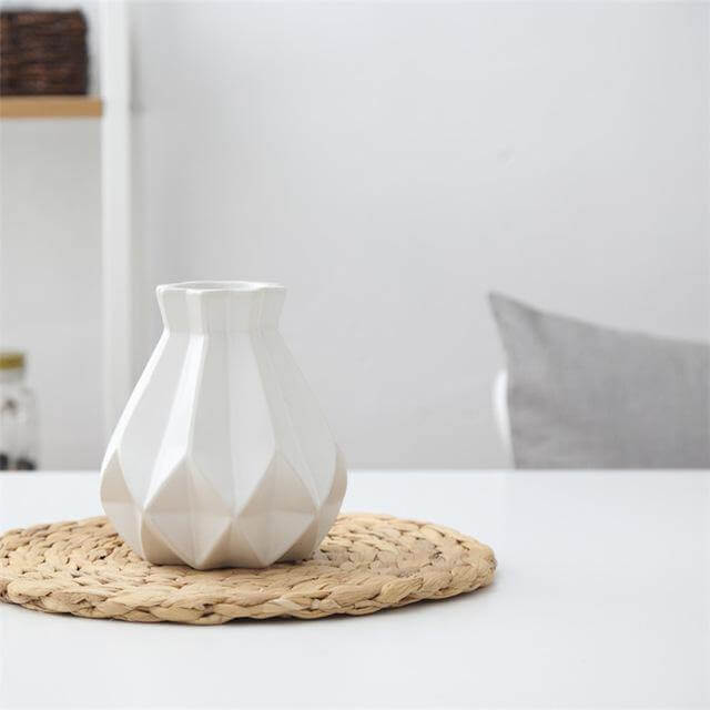 Modern Europe Brief Matt Diamond Porcelain Ceramic Vase - MaviGadget