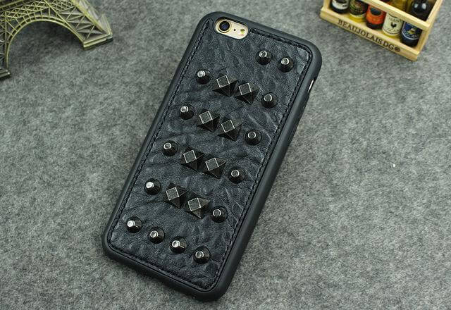 3D Cool Studs Rivet Punk Skull Design Silicone Case For iPhone Models - MaviGadget