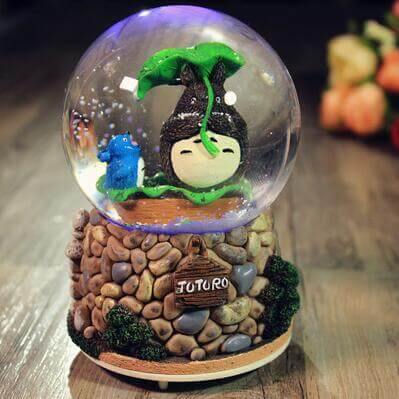 Creative LED Crystal Ball Music Box Glowing light Night Decor - MaviGadget