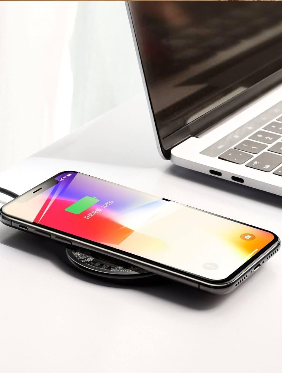 Stylish Transparent Wireless Charging Pad for Wireless Charging Supported Phones - MaviGadget