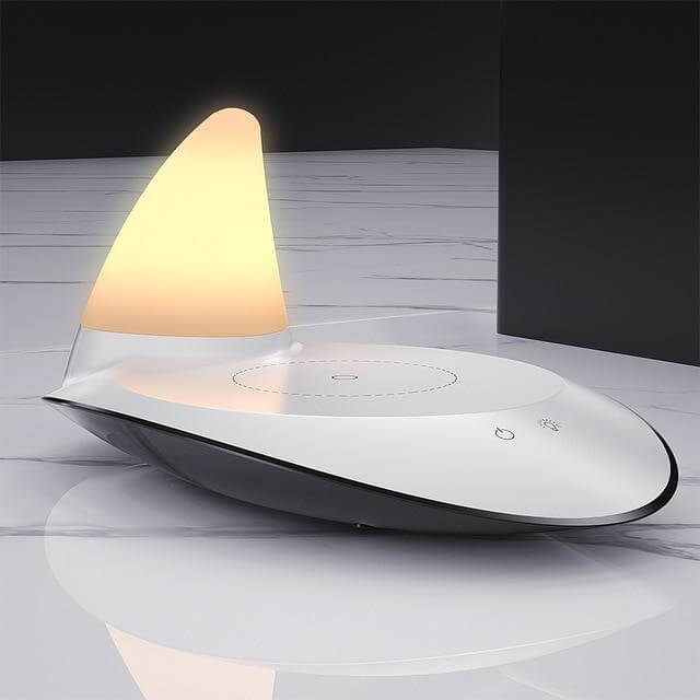 Shark Wireless Charger Lamp - MaviGadget