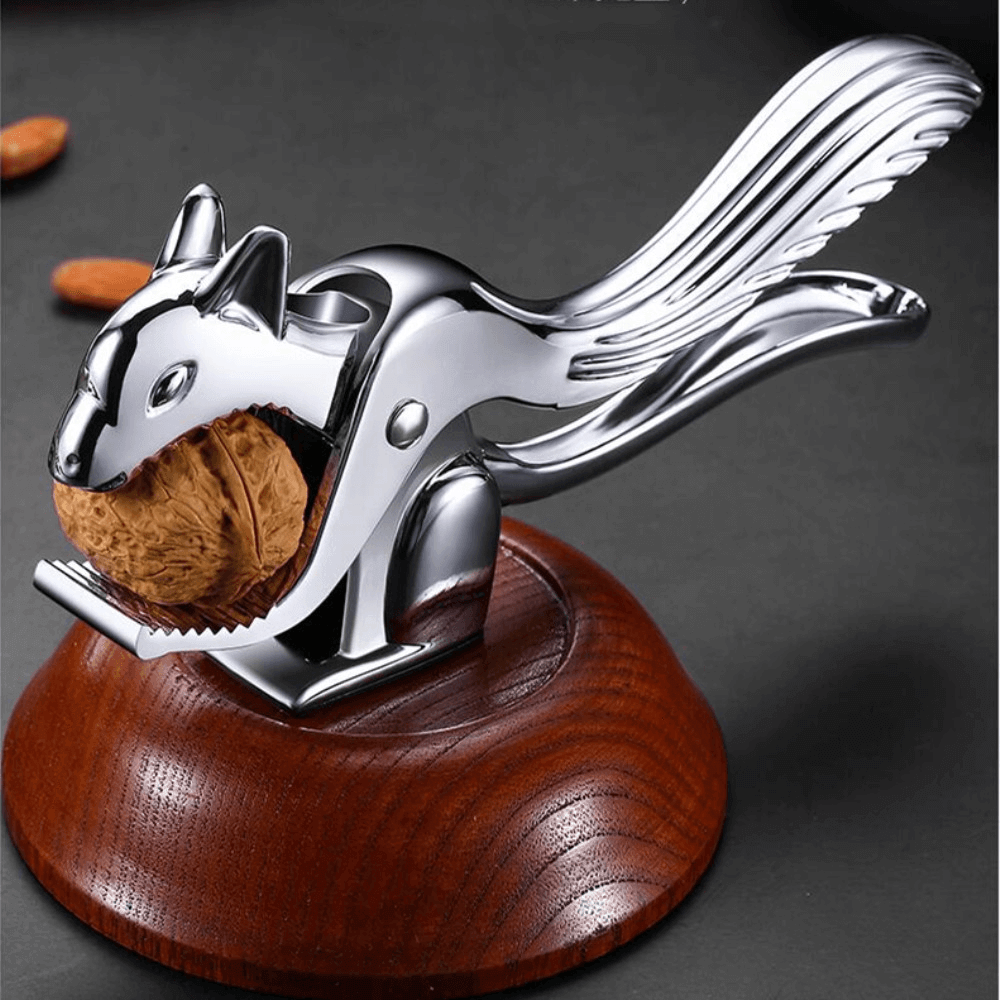 Squirrel Easy Fast Nutcracker - MaviGadget