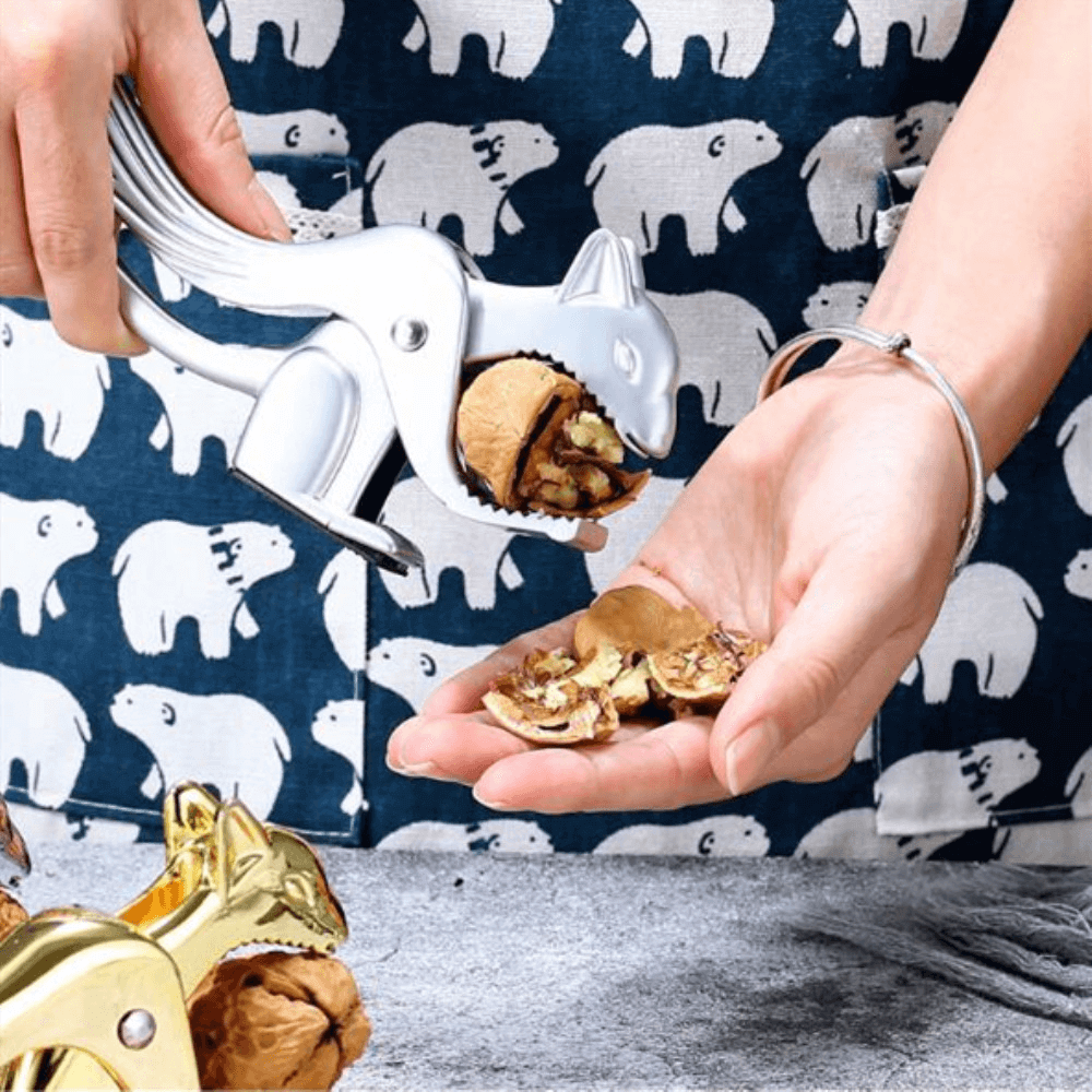 Squirrel Easy Fast Nutcracker - MaviGadget